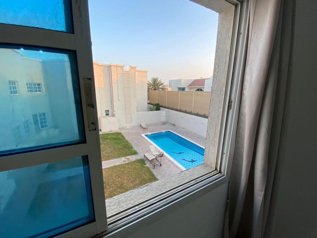 Comfortable Private Rooms In Compound Housing Dubai Exterior foto